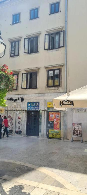 Apartman Julija 1 Rijeka Exterior photo
